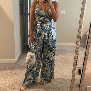 House of Harlow two piece pant set NWOT